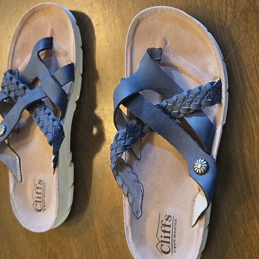 Cliffs by White Mountain Womens Navy Braided Thong Sandals - Picture 3 of 6
